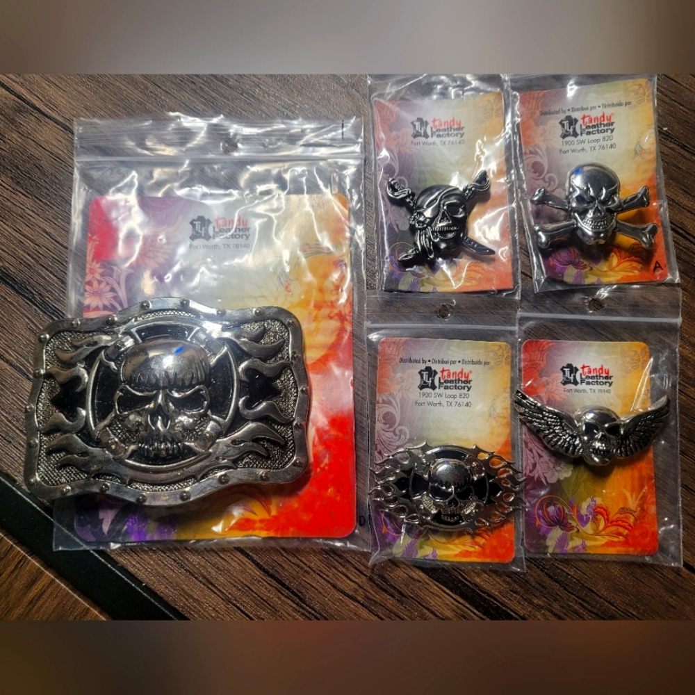 Skull belt buckle and leather belt/vest pendants